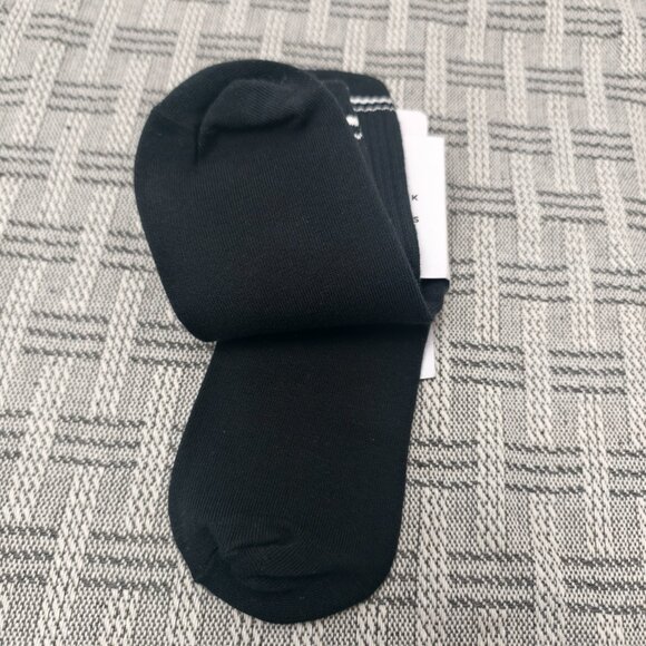 ALO Yoga Throwback Socks - 2 Pairs Unisex, Super Soft & Comfy - Picture 6 of 6